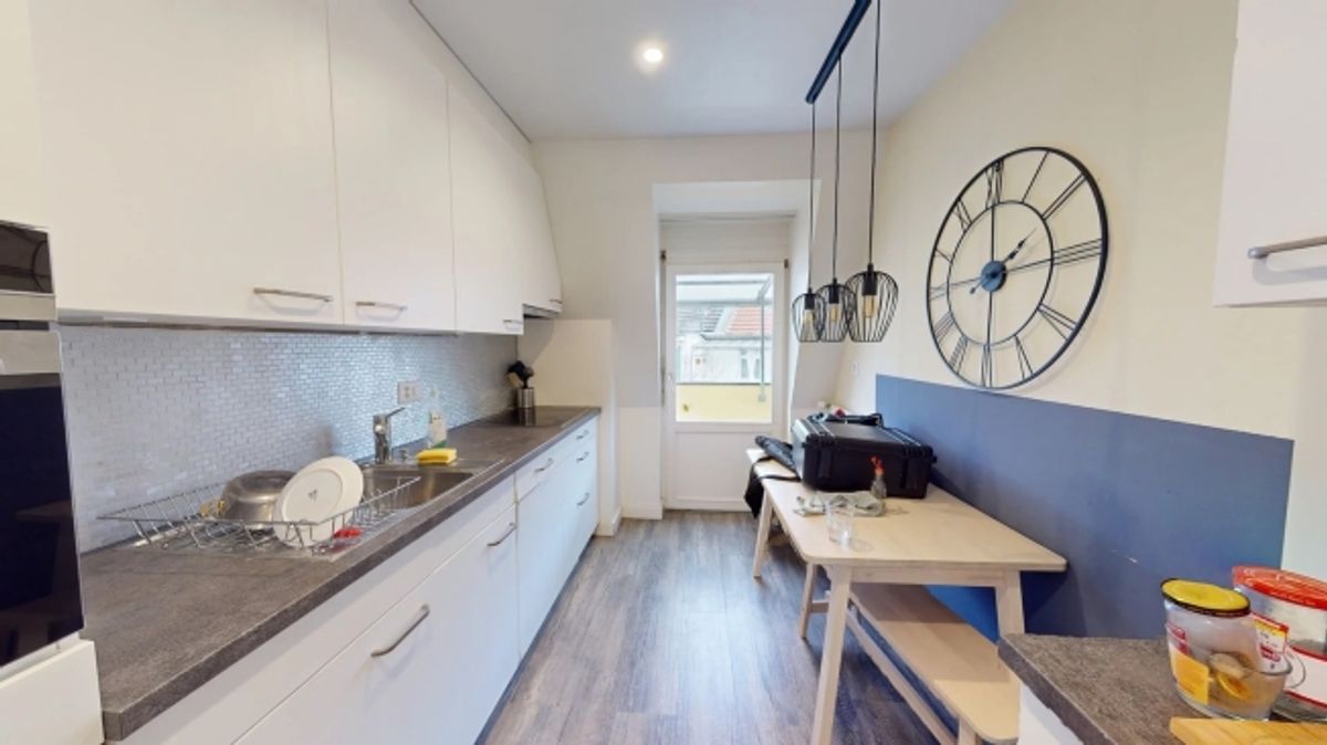 Furnished room in modernised apartment in a top location - 8