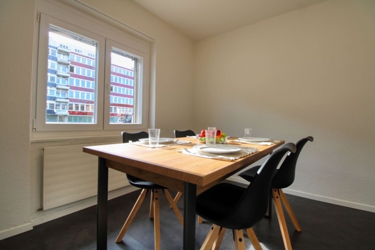 Comfortable Coliving in Zürich's Dynamic Altstetten District - 12