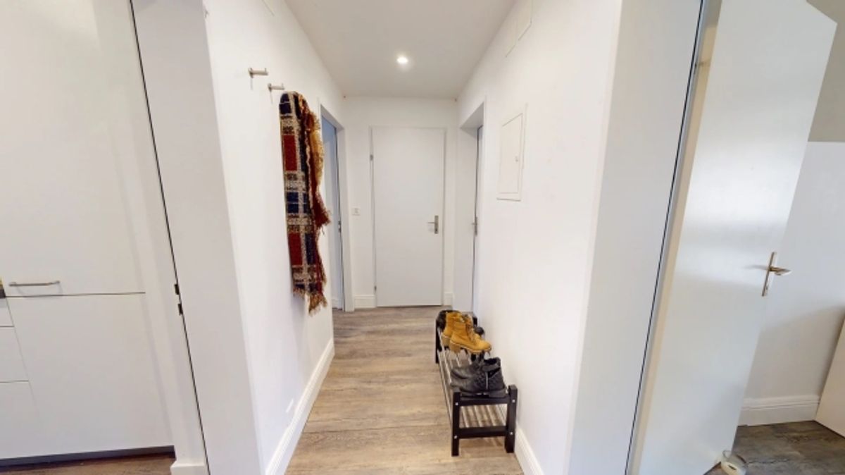 Furnished room in modernised apartment in a top location - 9