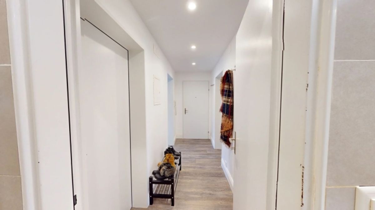 Furnished room in modernised apartment in a top location - 10