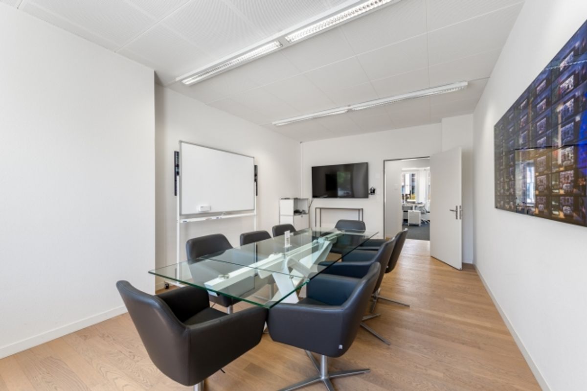Modern ausgebaute Büroflächen im Herzen von Zürich - 8