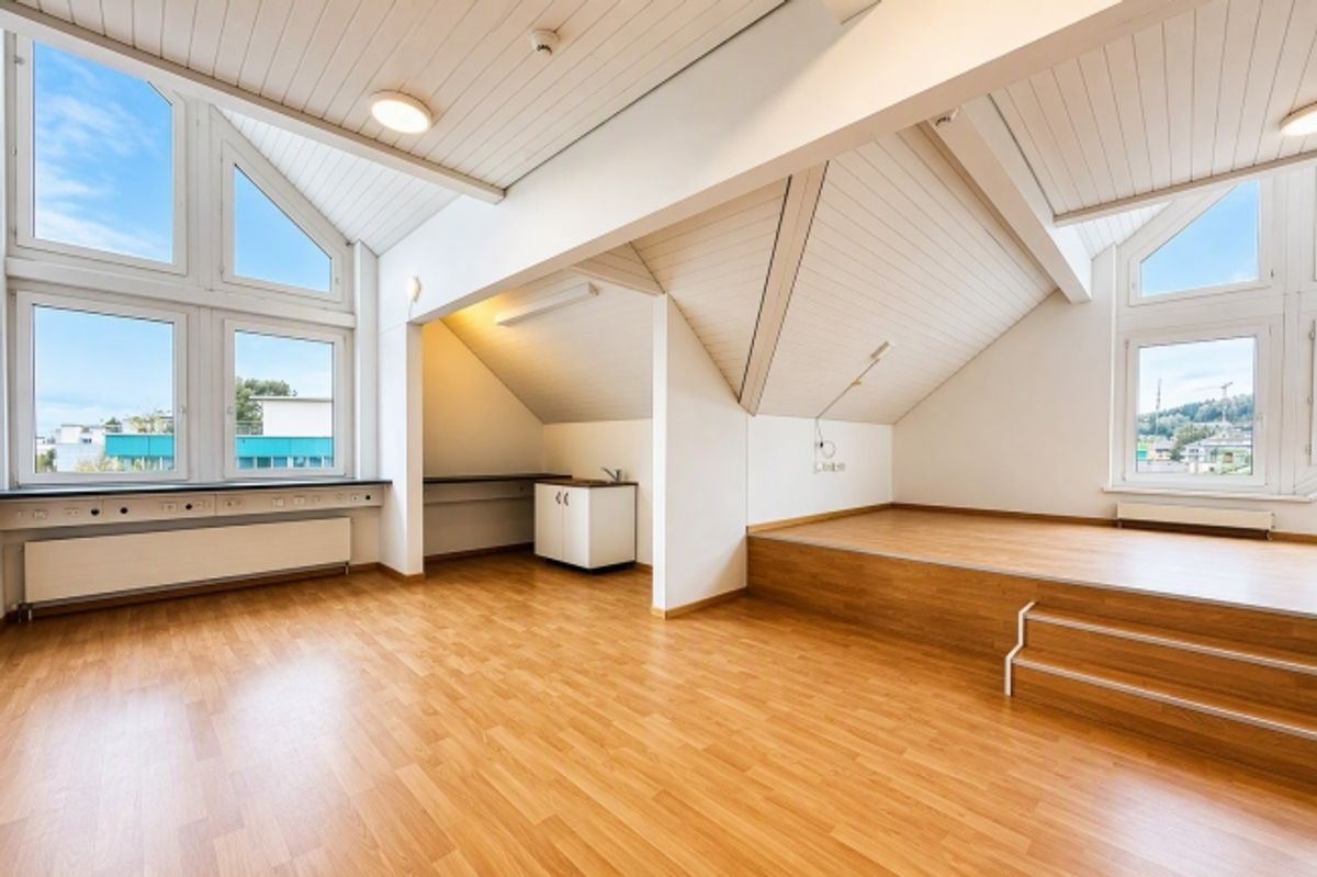 Helle Bürofläche an zentraler Lage in Berikon - 1