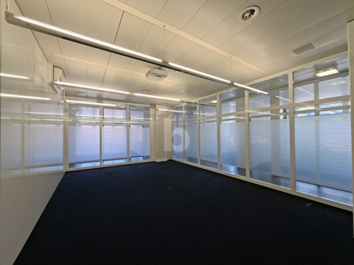 FLEXIBLE BÜROFLÄCHE MIT BESTER INFRASTRUKTUR - 3