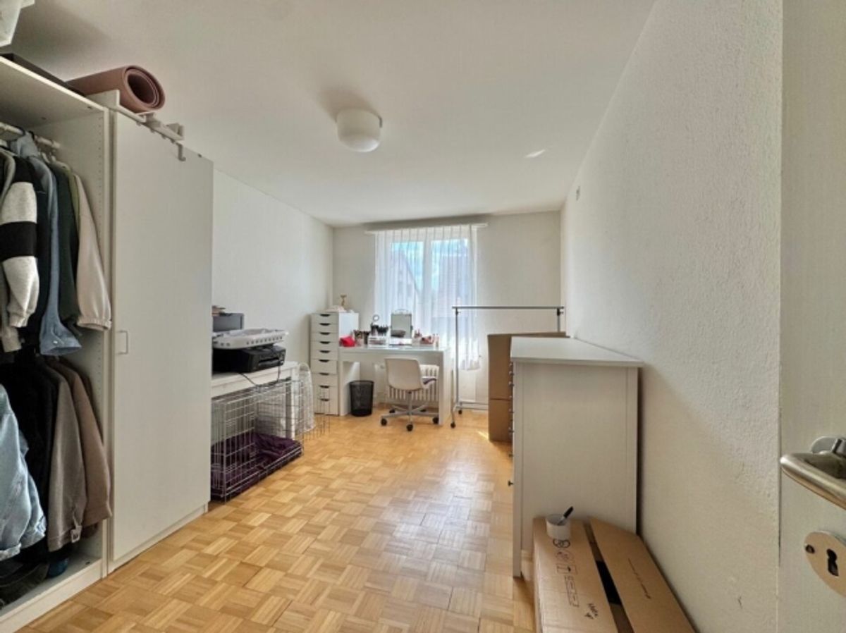 7 Zimmer-Wohnung - 7