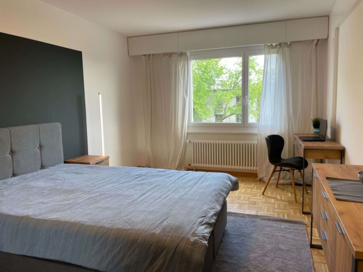 Furnished room in modernised apartment in a top location - 5