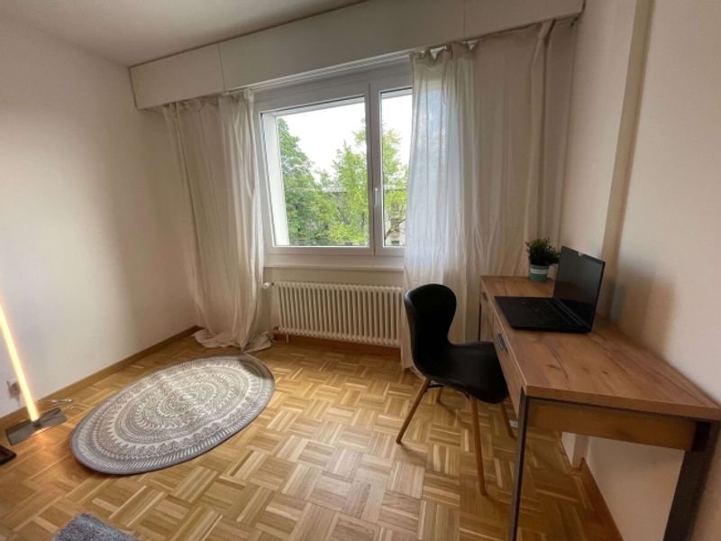 Furnished room in modernised apartment in a top location - 7