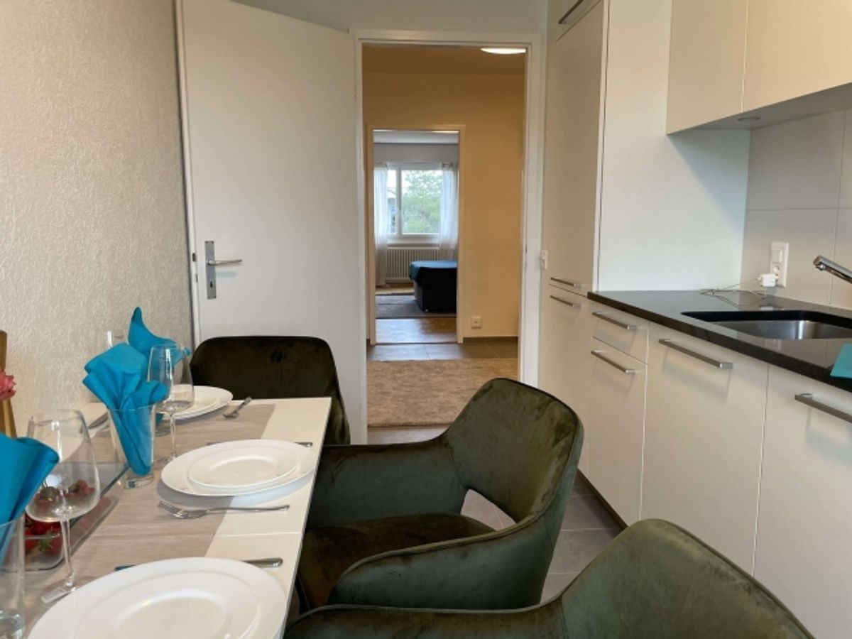 Furnished room in modernised apartment in a top location - 7