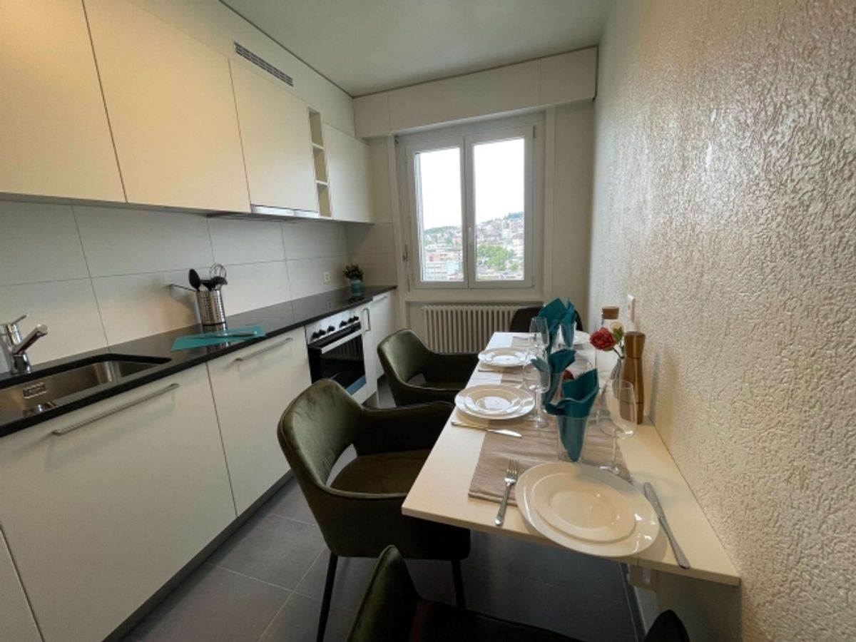 Furnished room in modernised apartment in a top location - 10