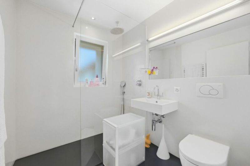 *RESERVIERT* Exklusives Wohnerlebnis mit Weitblick Modernisiertes Raumwunder in Belp - 10