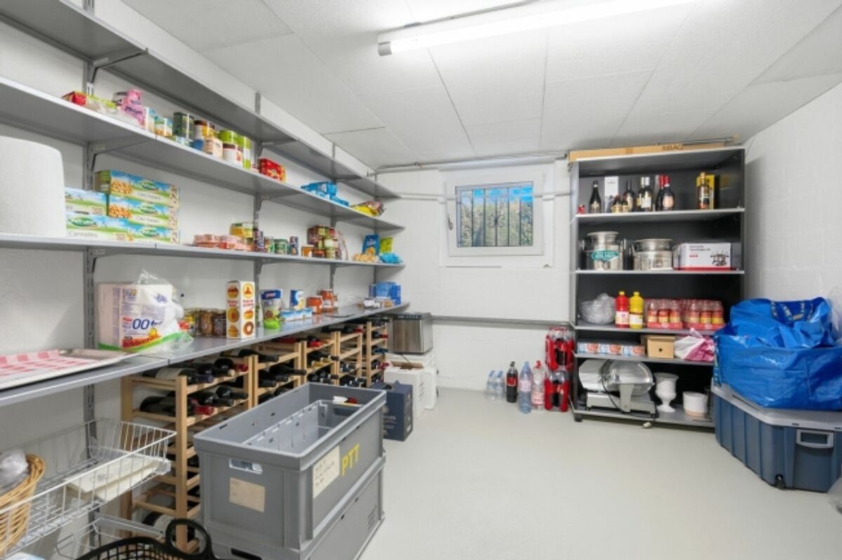 *RESERVIERT* Exklusives Wohnerlebnis mit Weitblick Modernisiertes Raumwunder in Belp - 10