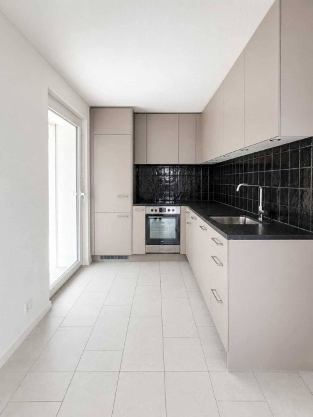 Ihr neues Zuhause - Erstvermietung nach Totalsanierung - 2