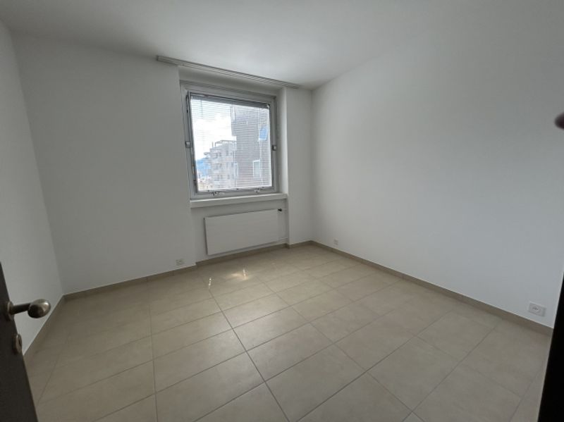 BÜRO IN LUGANO-CASSARATE ZU VERKAUFEN - 8