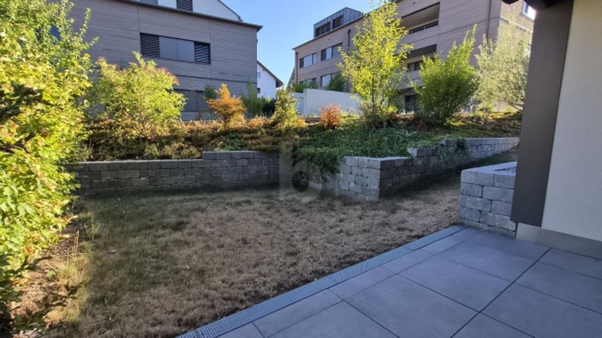 MODERN MIT PRIVATEM SITZPLATZ - 3