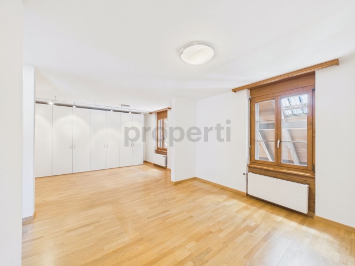 Moderne 3.5-Zimmer-Wohnung mit grosszügigem Grundriss und sonnigem Aussenbereich in Utzigen - 7
