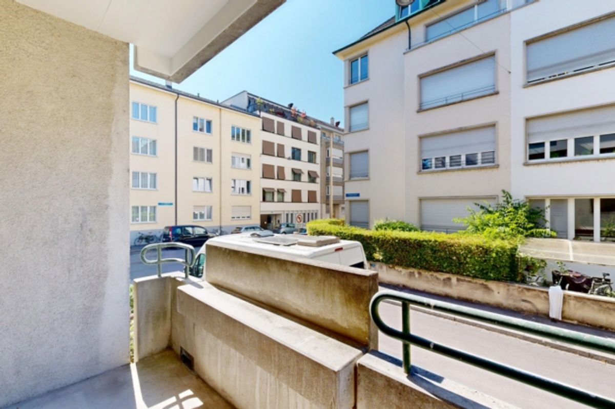 Neu Renovierte 2.5-Zi. Wohnung beim Messeplatz Basel - 9