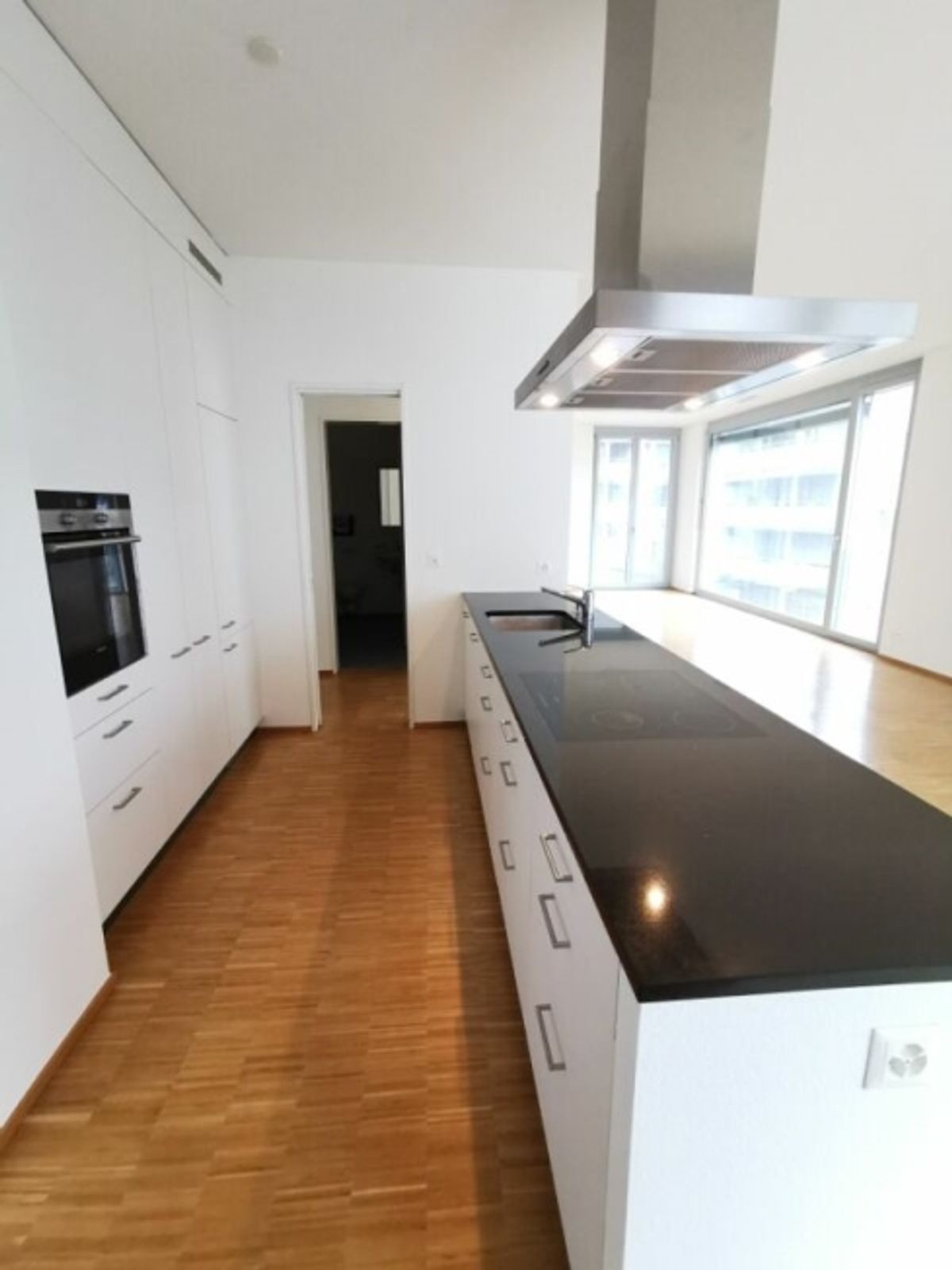Grosszügige 3.5-Zimmer-Wohnung mit zwei Balkonen - 1