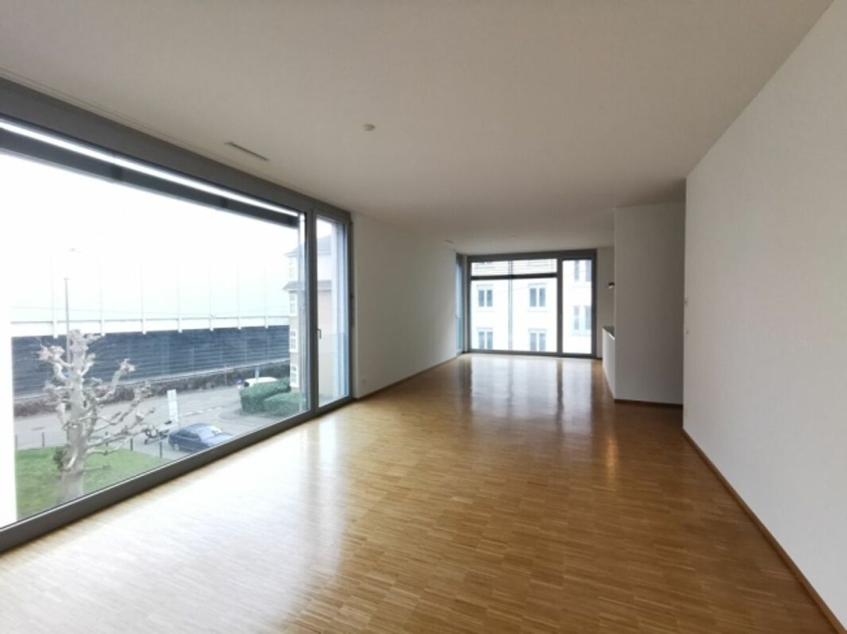 Grosszügige 3.5-Zimmer-Wohnung mit zwei Balkonen - 3