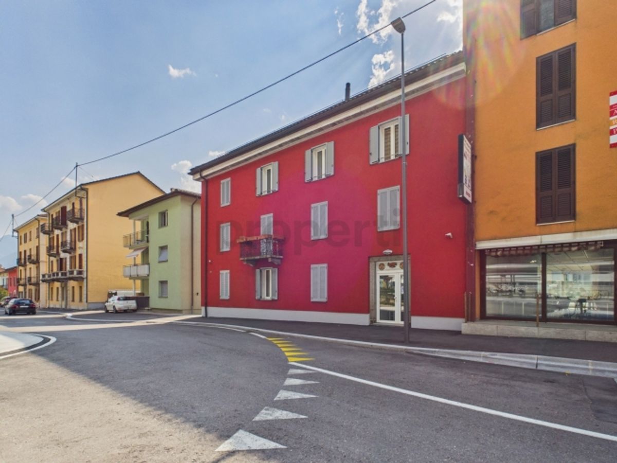 Esclusiva opportunità d'investimento  Palazzina a reddito di fronte alla stazione di Biasca - 4