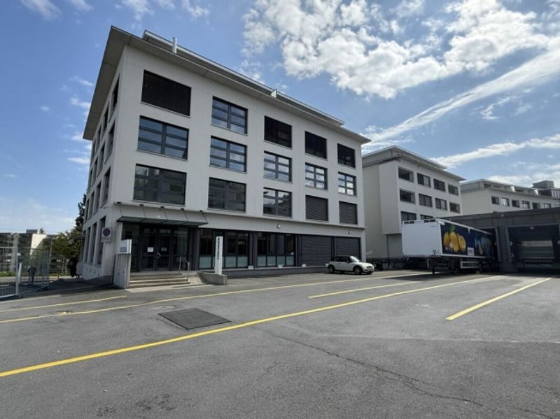 Attraktive Büroflächen am Sonnenplatz 6 - zentral, flexibel, bezugsbereit - 8