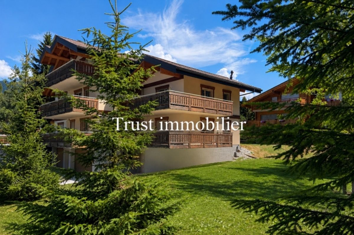 6012. Chalet in der Nähe des Golfplatzes - 0