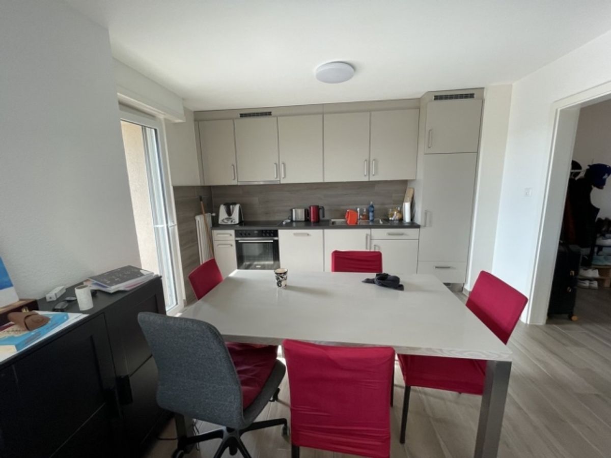3,5-Zimmer-Wohnung im 4. Stock – CHAVANNES-RENENS - 3