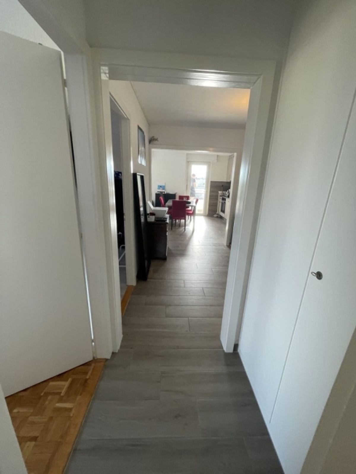 3,5-Zimmer-Wohnung im 4. Stock – CHAVANNES-RENENS - 5