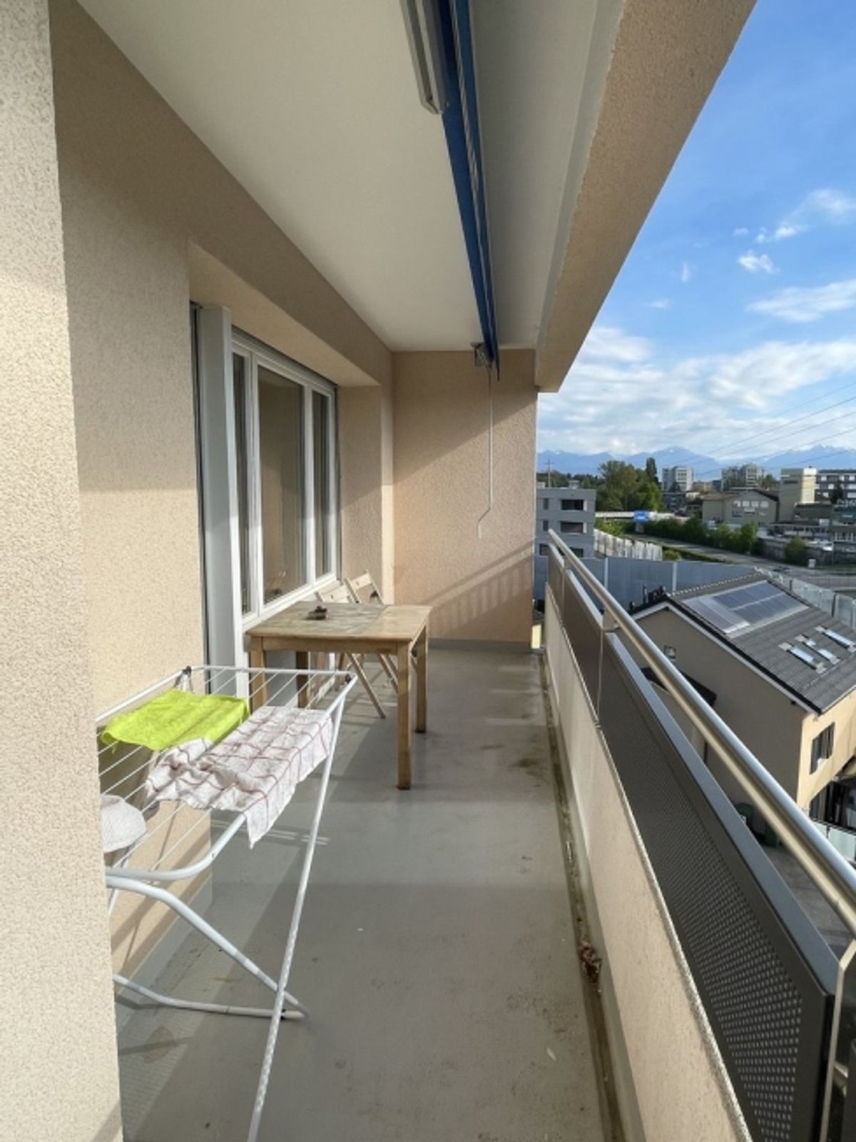 3,5-Zimmer-Wohnung im 4. Stock – CHAVANNES-RENENS - 9