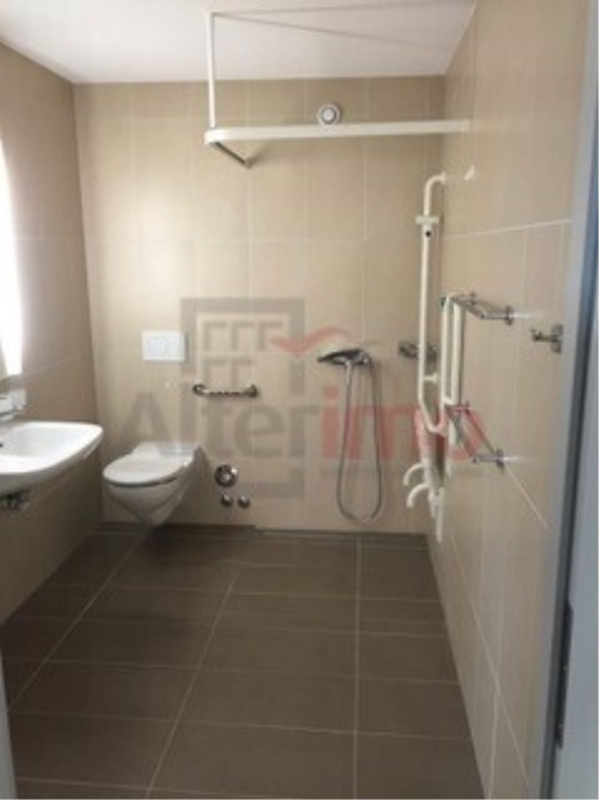 Barrierefreie Wohnung mit 2-Zimmer-Apartment mit Loggia - 5