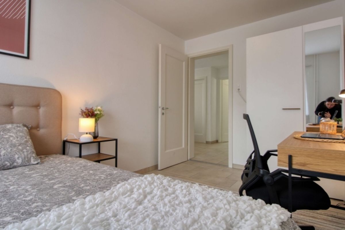 Spacious Coliving Apartment with Large Terrace in Wallisellen - 2