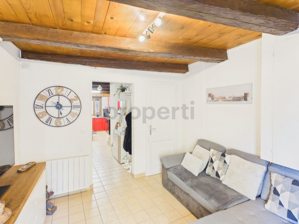 Élégante maison mitoyenne de 2 pièces avec grenier, Ardon - 3