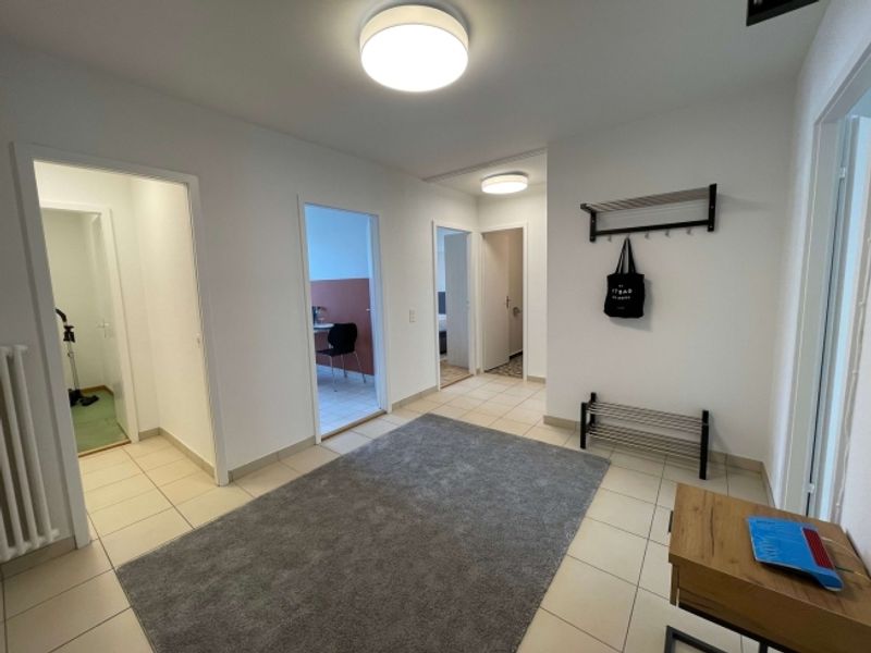 Furnished room in modernised apartment in a top location - 12