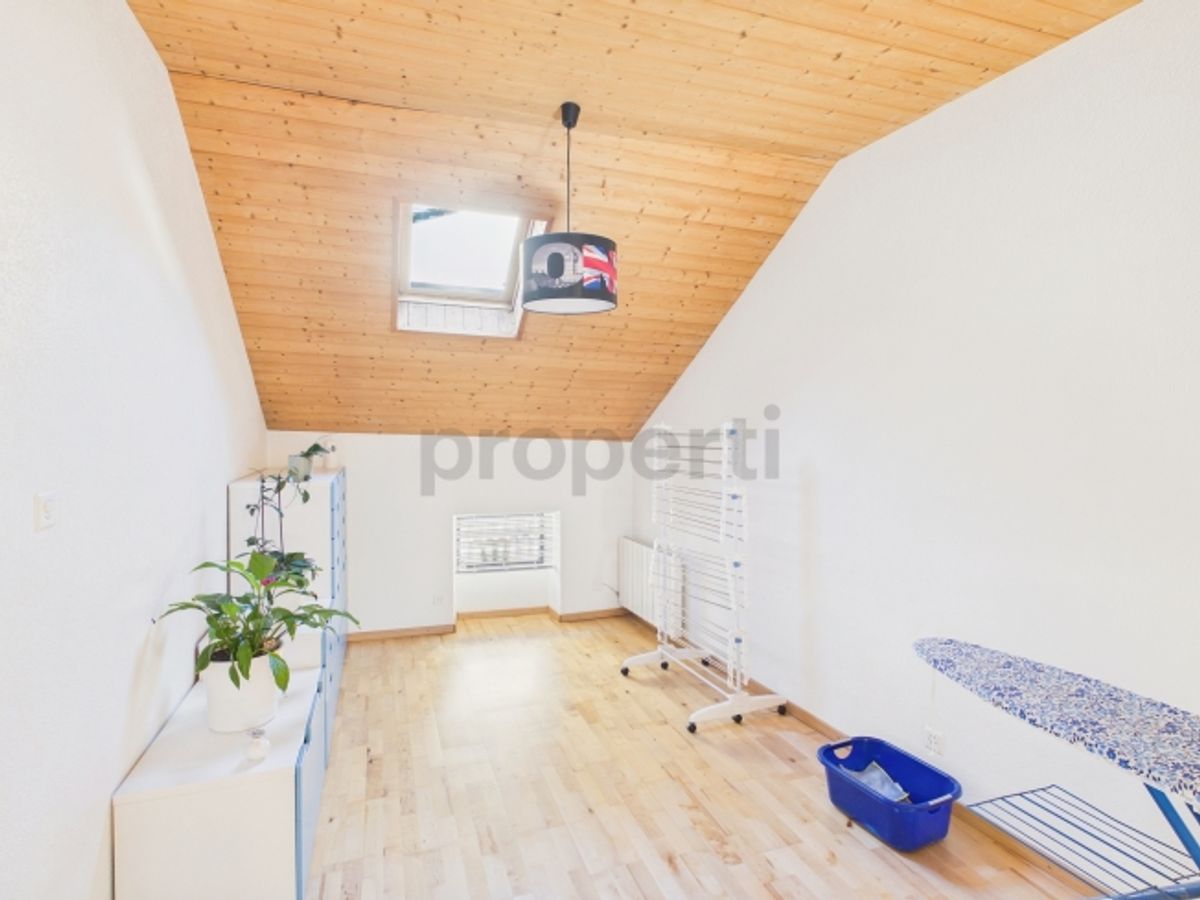 Élégante maison mitoyenne de 2 pièces avec grenier, Ardon - 9