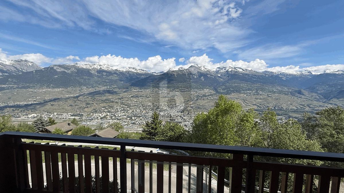 MAGNIFIQUE VUE SUR LES ALPES - 0