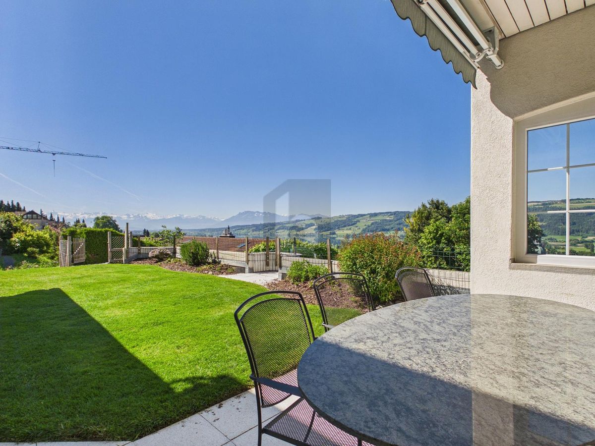 AN BESTER LAGE MIT POOL UND PANORAMASICHT! - 1