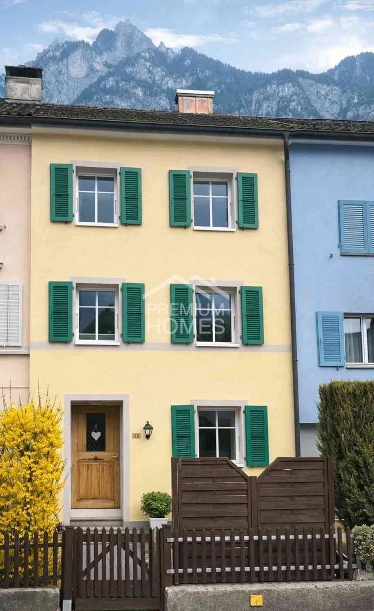 Modernes Wohnen in traditionellen Haus - 0