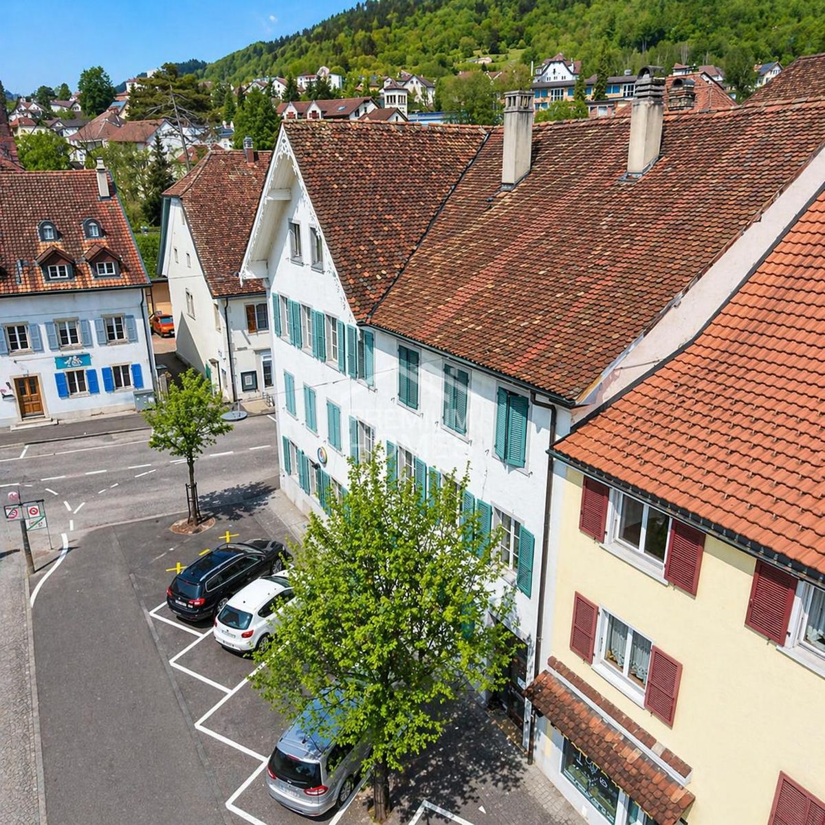 INVESTOREN AUFGEPASST 7.1% BRUTTORENDITE IN MOUTIER (JU) - 5