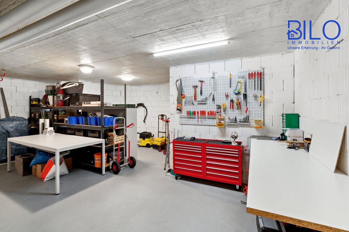 Exklusive Villa an exponierter Lage mit Seesicht trifft erlesenes Wohnambiente - 33