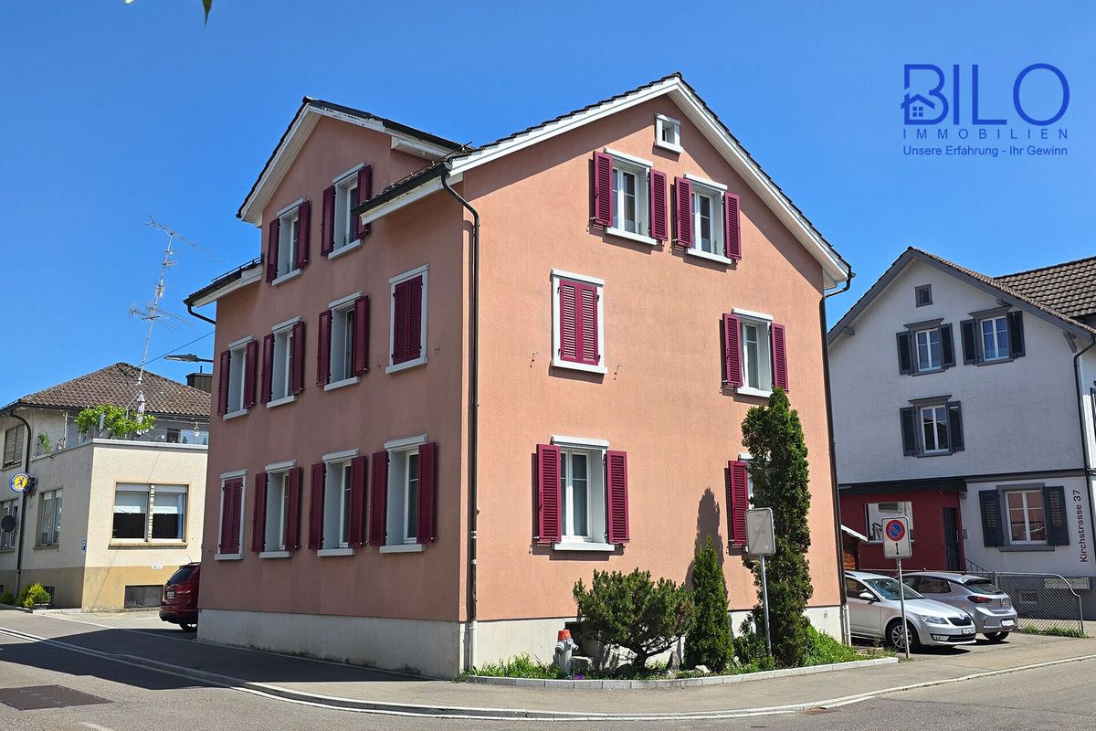 Wohnhaus mit vielfältigen Möglichkeiten
in TOP-Zustand - 0