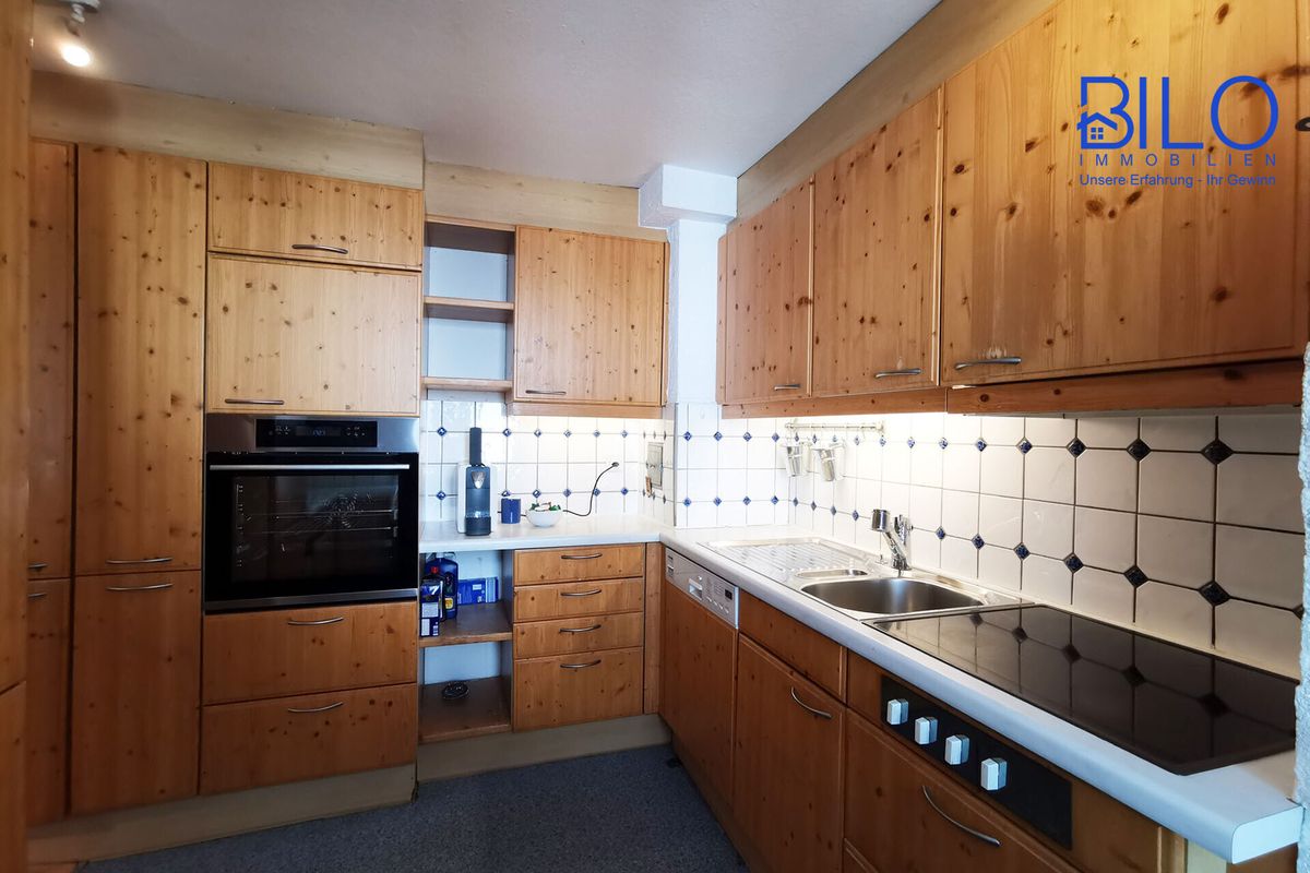 Wohnhaus mit vielfältigen Möglichkeiten
in TOP-Zustand - 28
