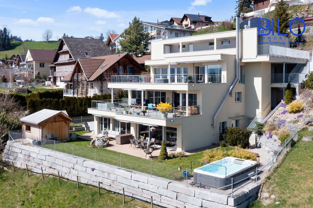 Traumhaftes Wohnen an nebelfreier Lage mit Berg- und Talsicht - 0