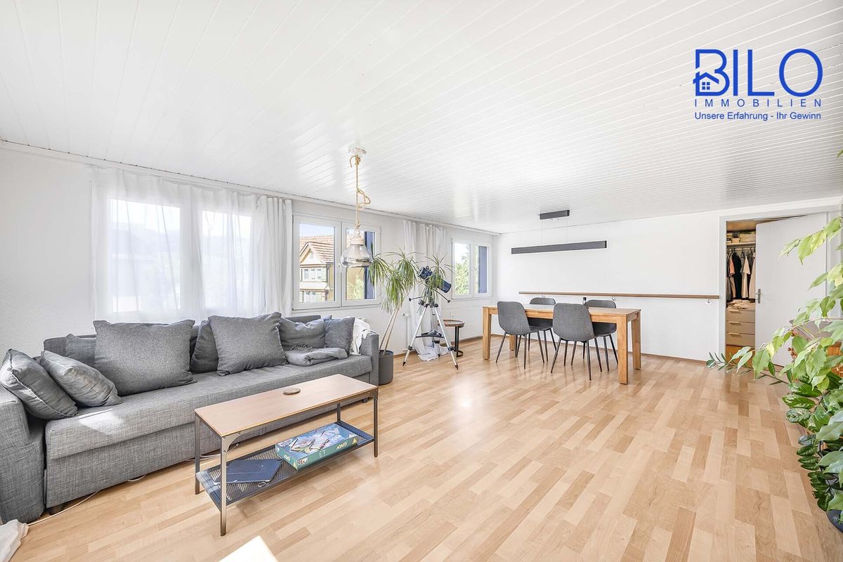 Charmantes 6 Zimmer Maisonette Wohnung in Neu St. Johann SG zu verkaufen - 3