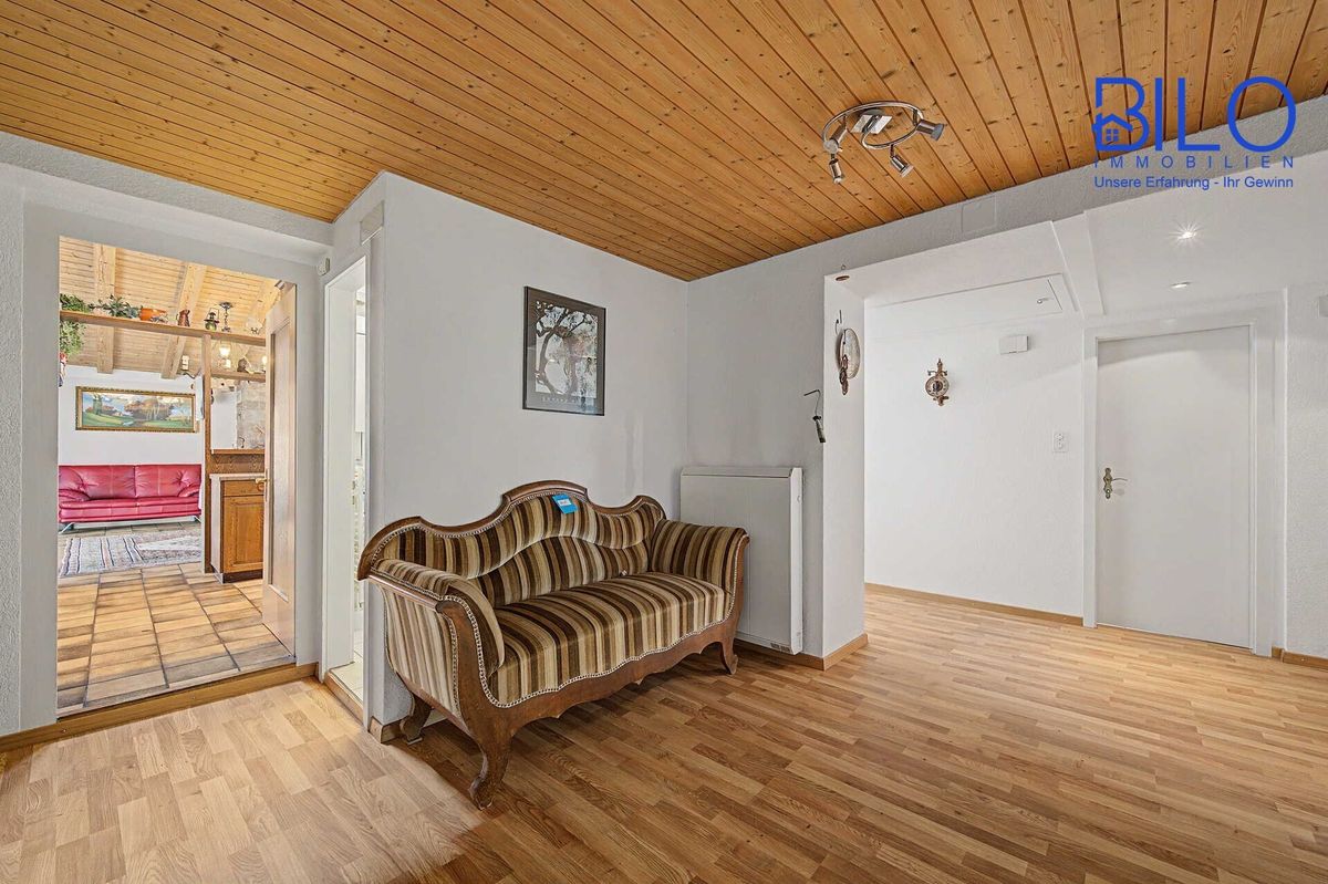 Charaktervolles Einfamilienhaus mit Einliegerwohnung auf einmaligem 1'670 m² Grundstück - 15