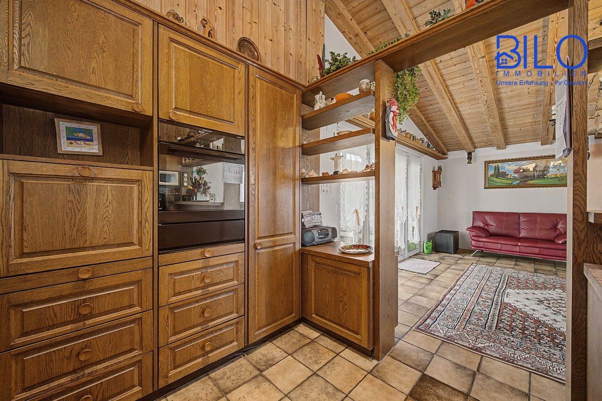 Charaktervolles Einfamilienhaus mit Einliegerwohnung auf einmaligem 1'670 m² Grundstück - 17