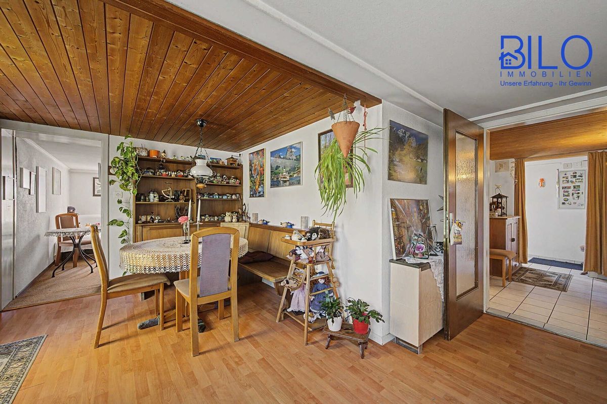 Charaktervolles Einfamilienhaus mit Einliegerwohnung auf einmaligem 1'670 m² Grundstück - 26