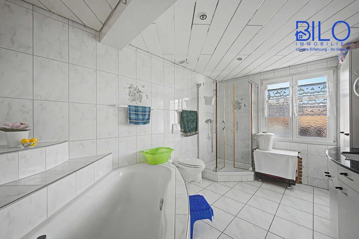 Charaktervolles Einfamilienhaus mit Einliegerwohnung auf einmaligem 1'670 m² Grundstück - 5