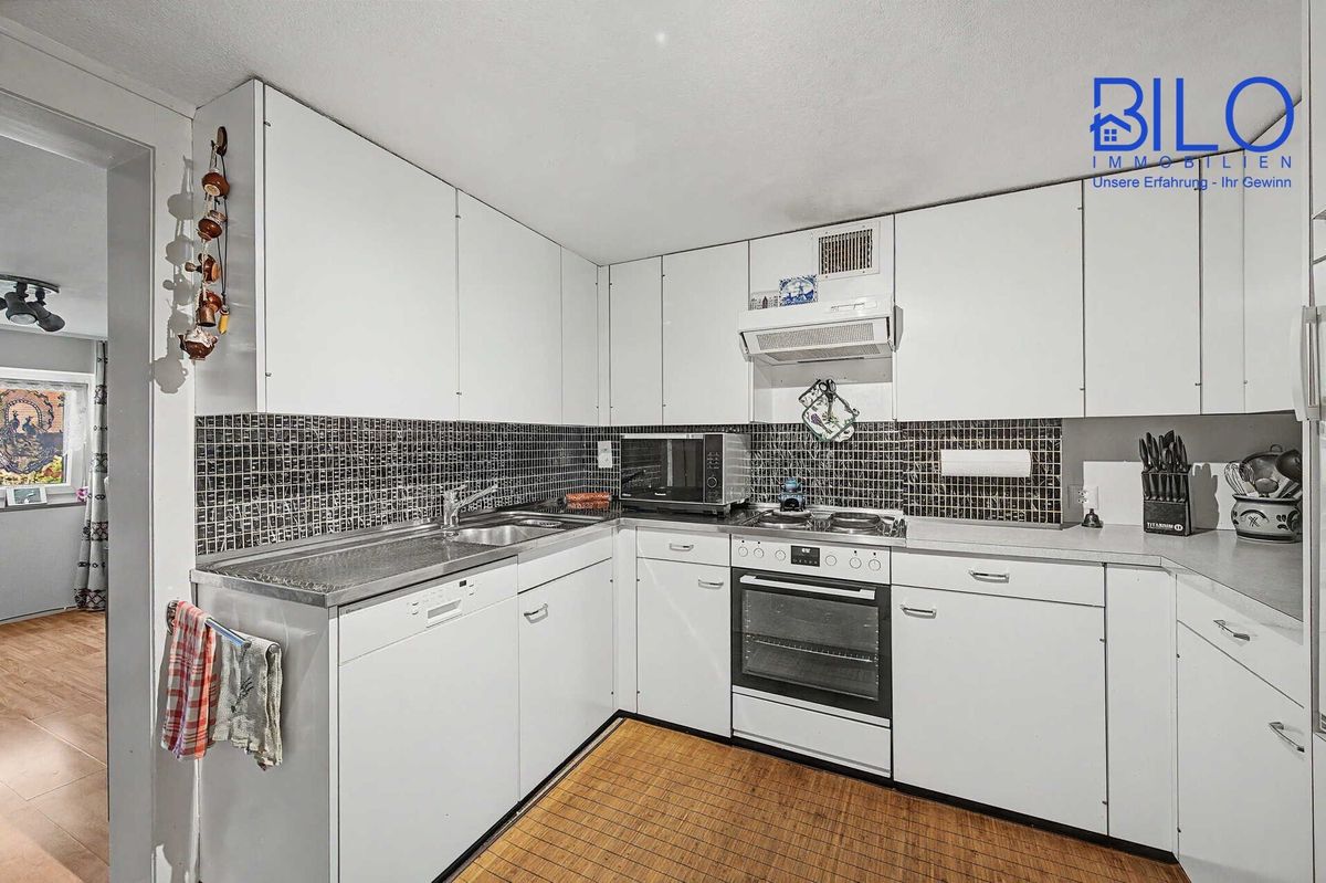 Charaktervolles Einfamilienhaus mit Einliegerwohnung auf einmaligem 1'670 m² Grundstück - 8