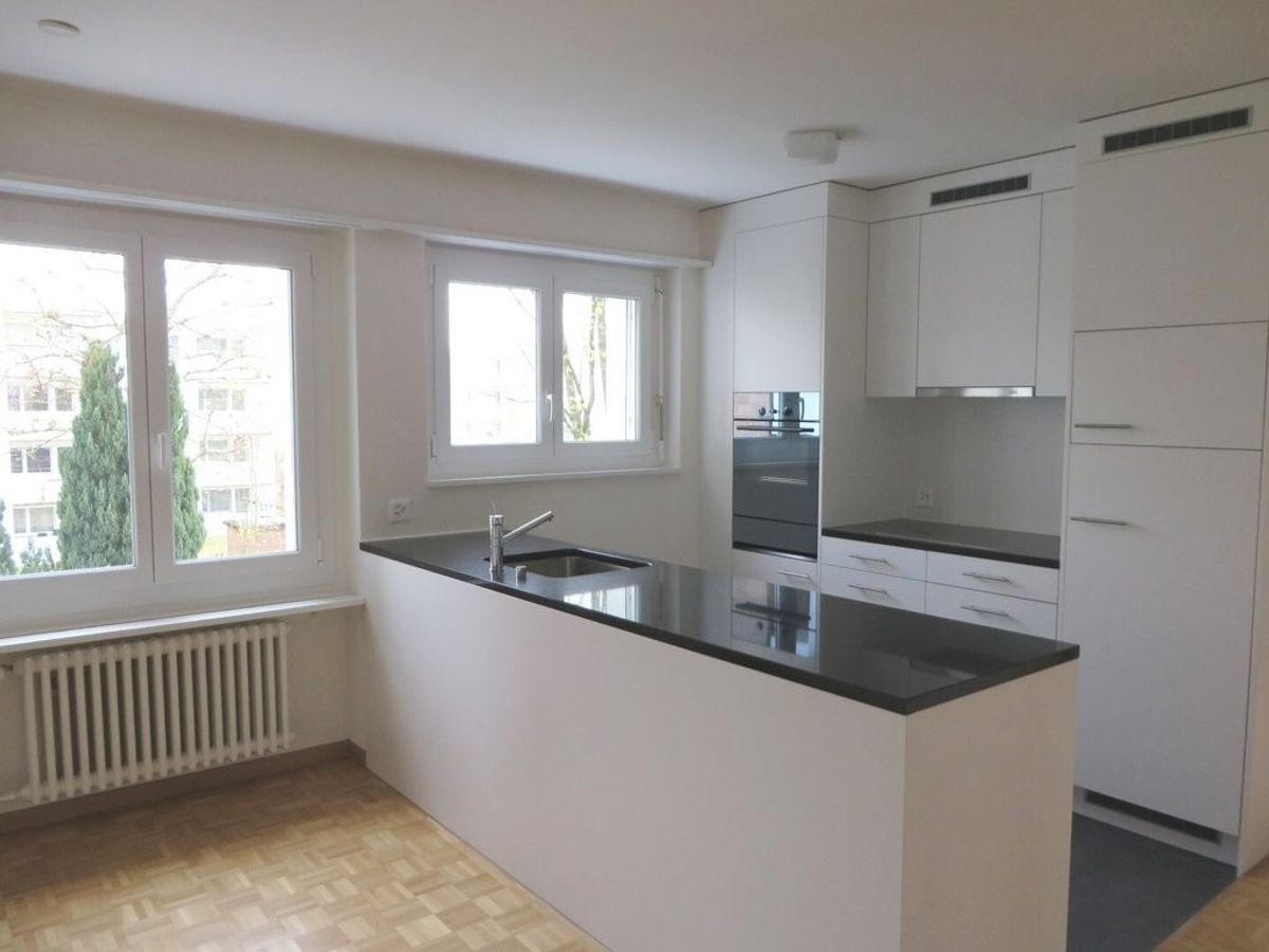 Bereit für Sie: 4 Zimmer-Wohnung, 1. OG - 1