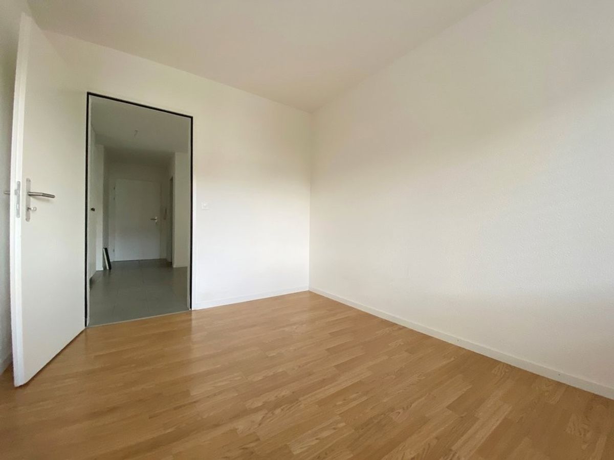 Helle 3-Zimmer-Wohnung mit sonnigem Balkon! - 4
