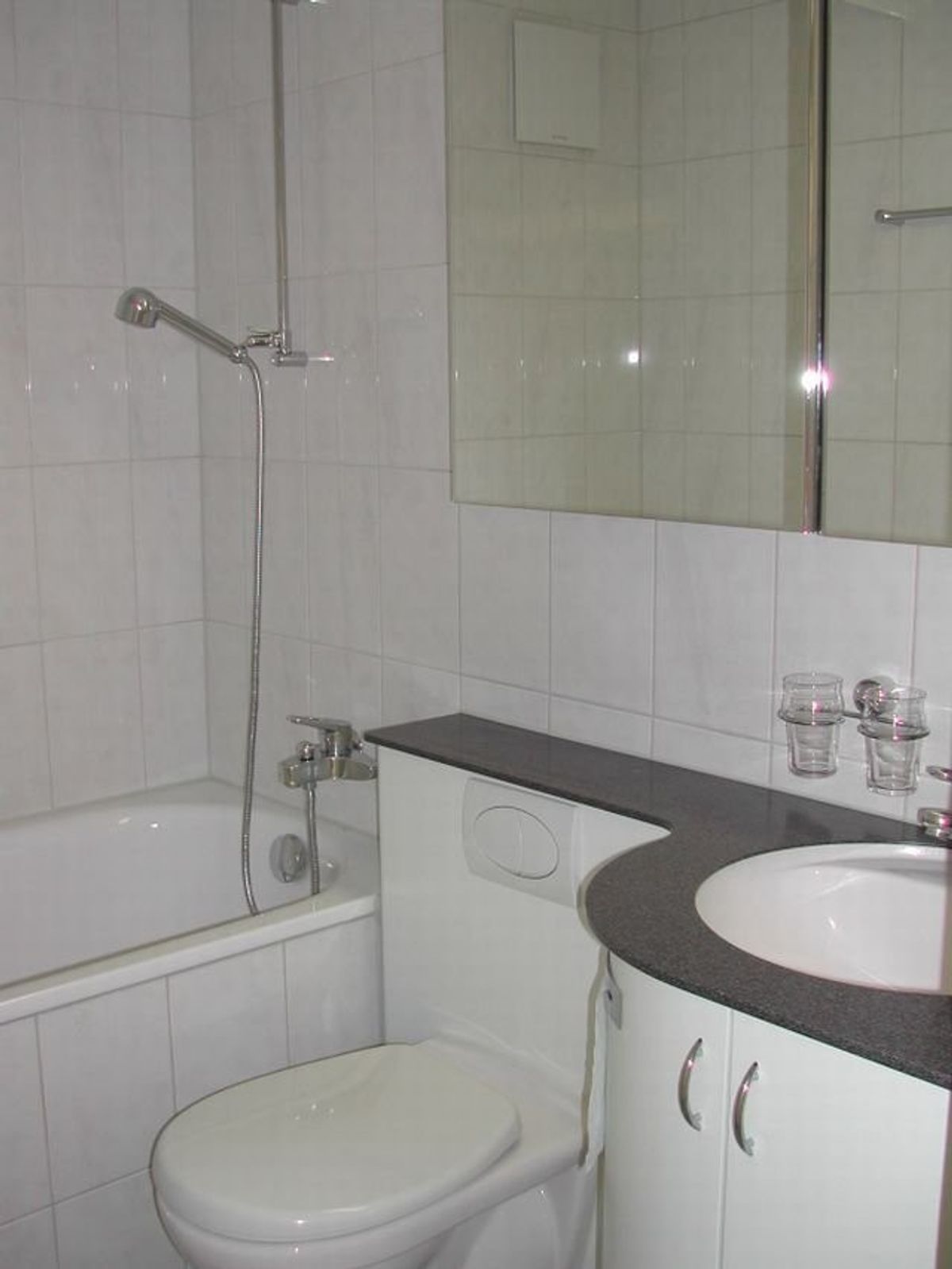 Schöne 2-Zimmer-Wohnung in Obermeilen - 3