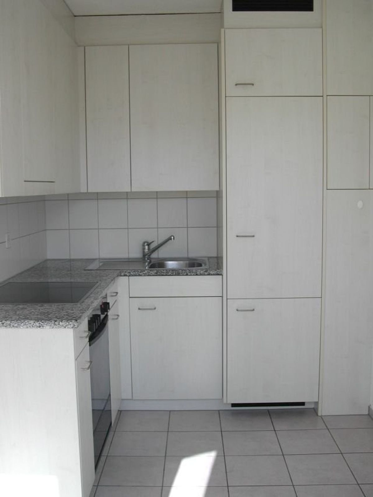 Schöne 2-Zimmer-Wohnung in Obermeilen - 4